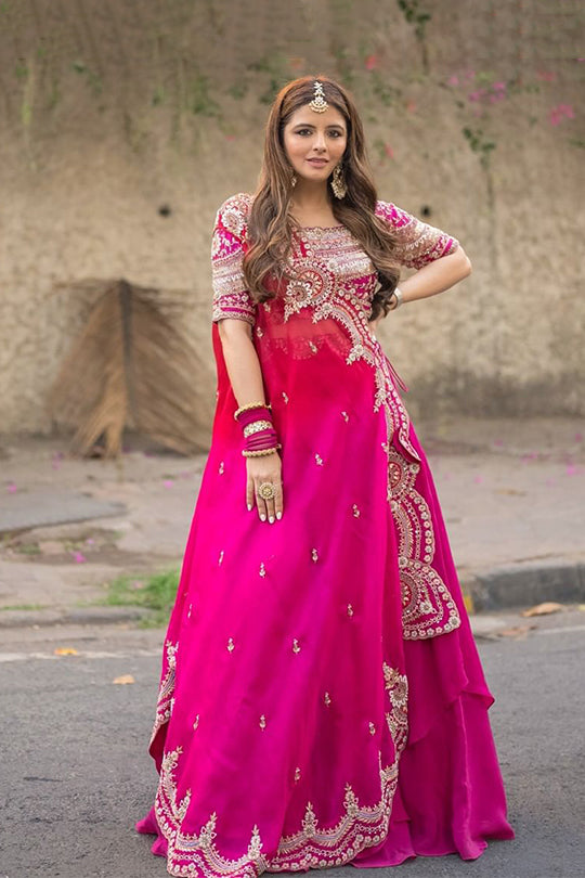 NATASHA LUTHRA IN MAPLE SET