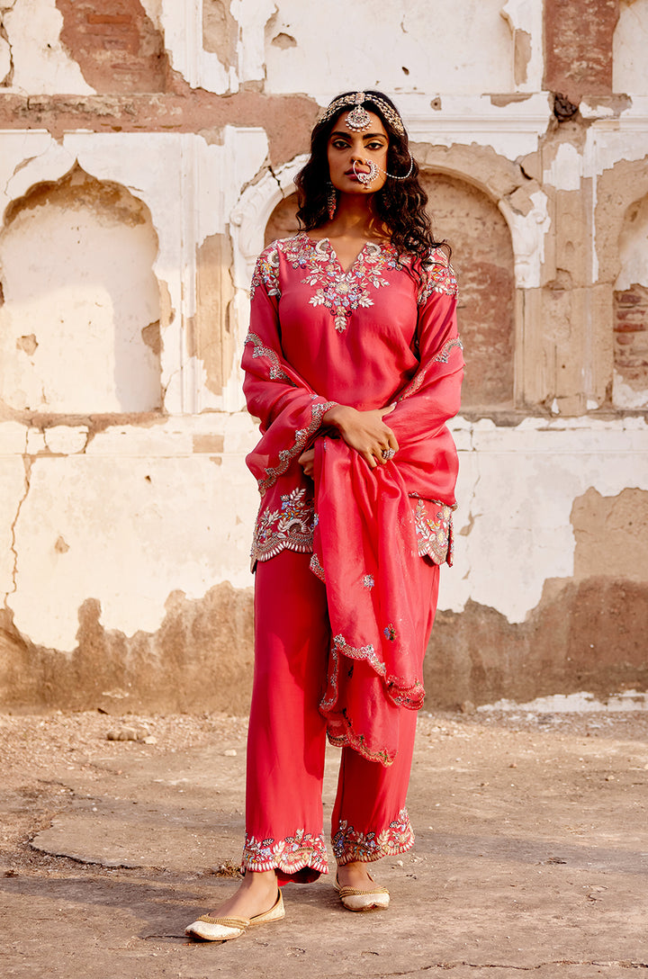 KURTA SET WITH PANTS AND DUPATTA