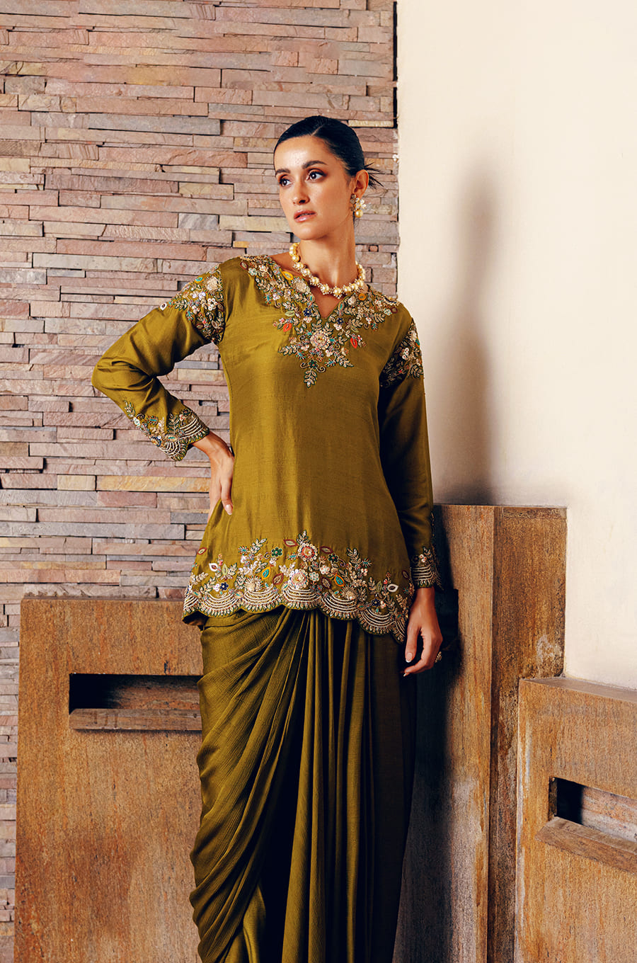 KURTA SET WITH DRAPED SKIRT