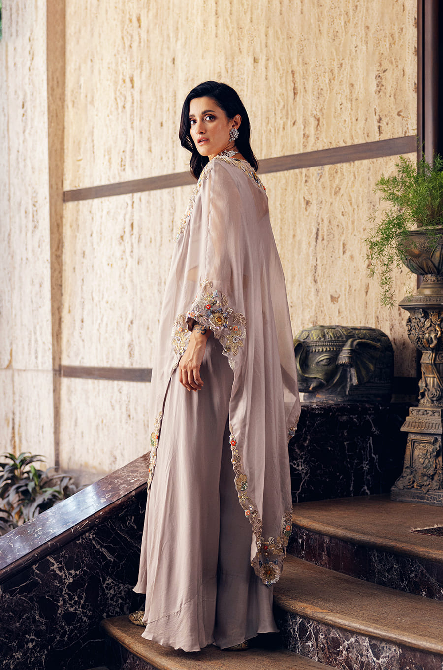 SIGNATURE ASYMETRICAL KAFTAN WITH PANTS