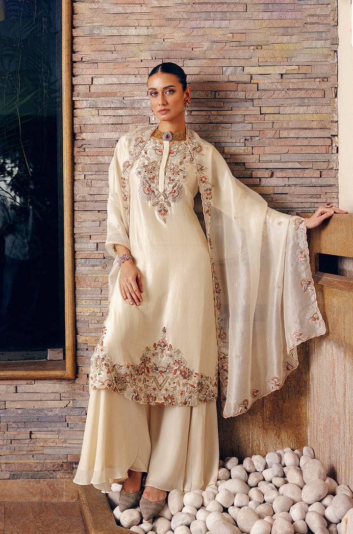 KURTA SET WITH FLARED PANTS AND DUPATTA